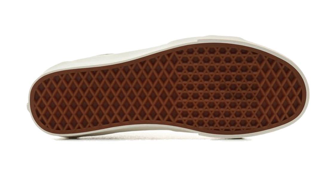 White Asparagus Camo Sk8-Hi Shoes P10844