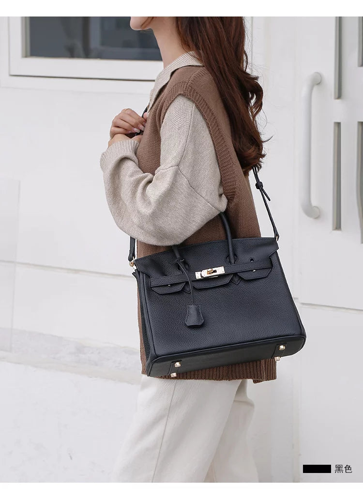 Black Leather Shoulder Bag Y888