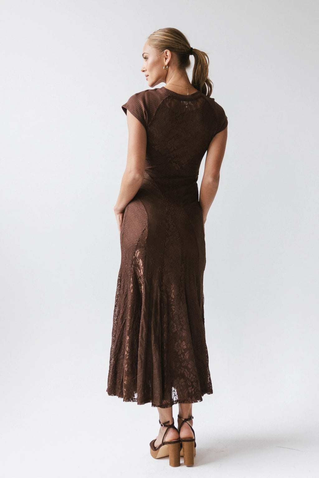 Brown Lace Maxi Dress E90621