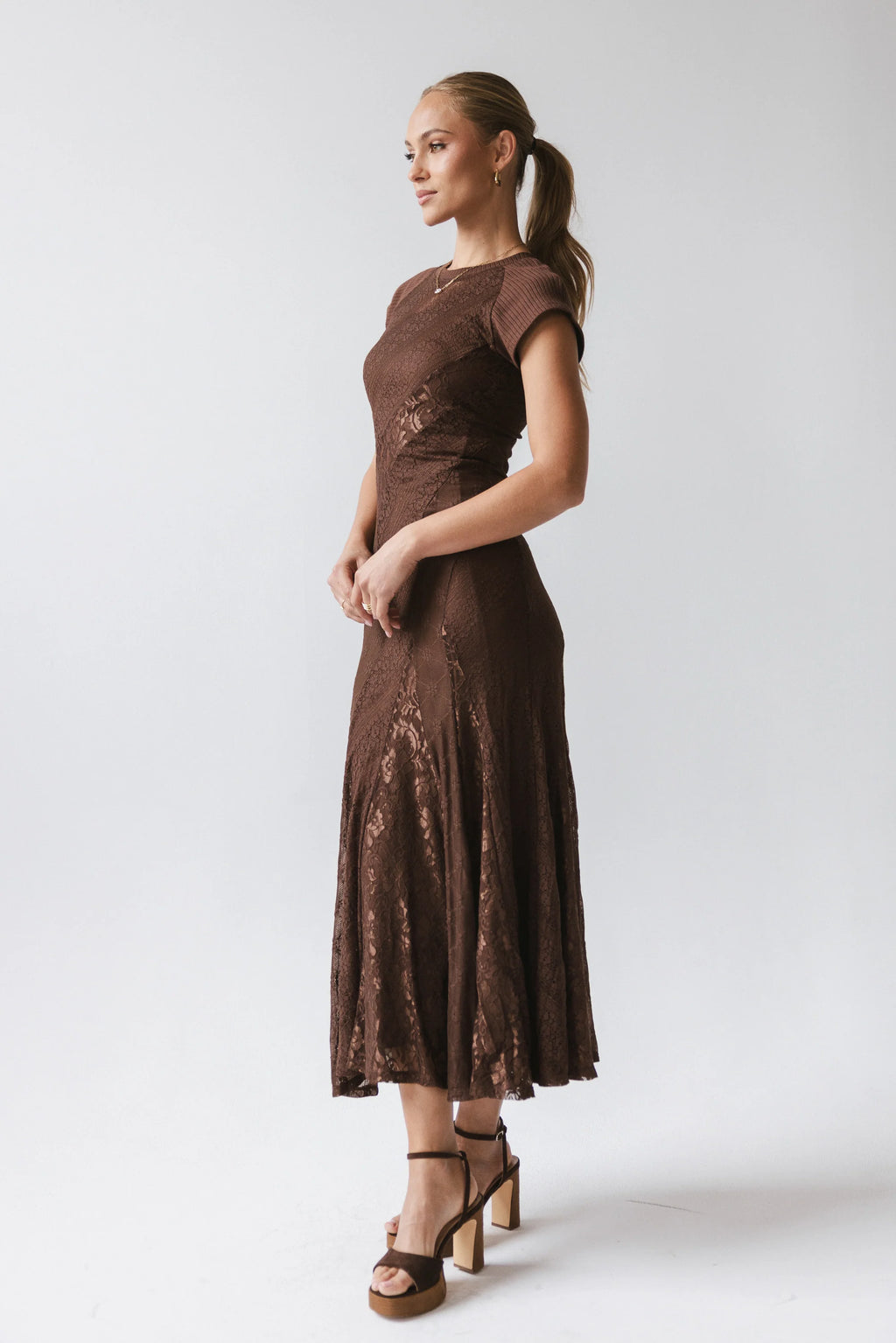 Brown Lace Maxi Dress E90621