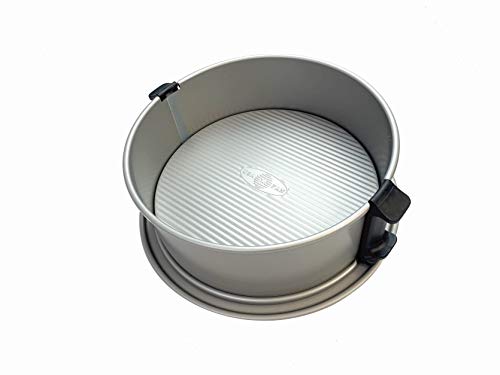 9-Inch Nonstick Springform Pan L628