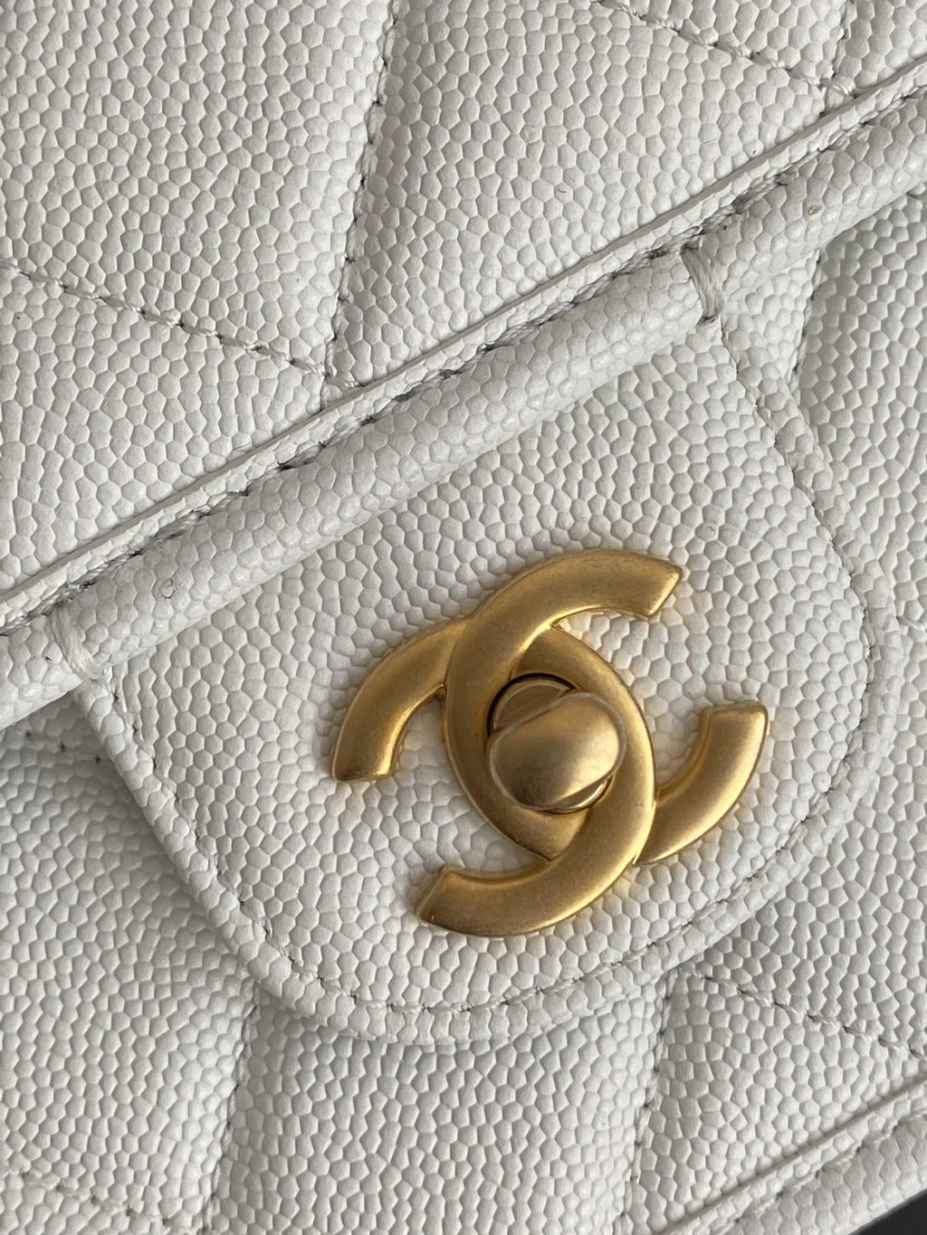 Small Flap Bag With Top Handle White K6060