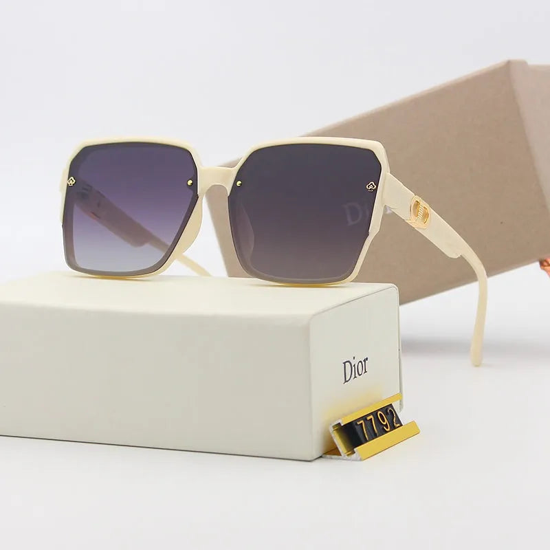 Mosaic Polarized Sunglasses B34256