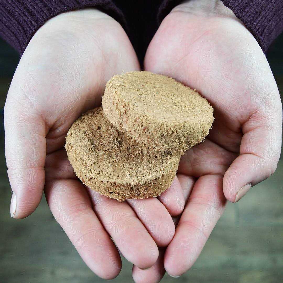 Freeze Dried Dog Food Patties V1411