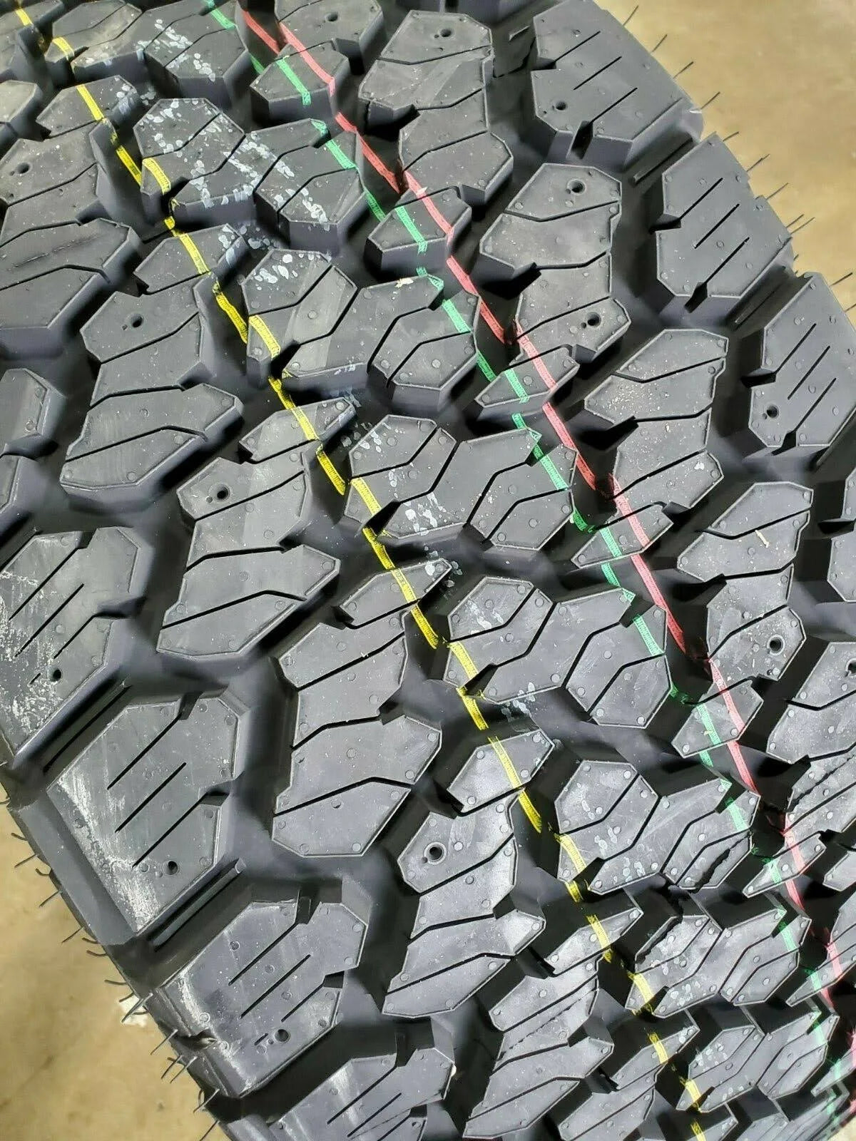 General Grabber A/TX Tire 305/50R20 120T XL G116