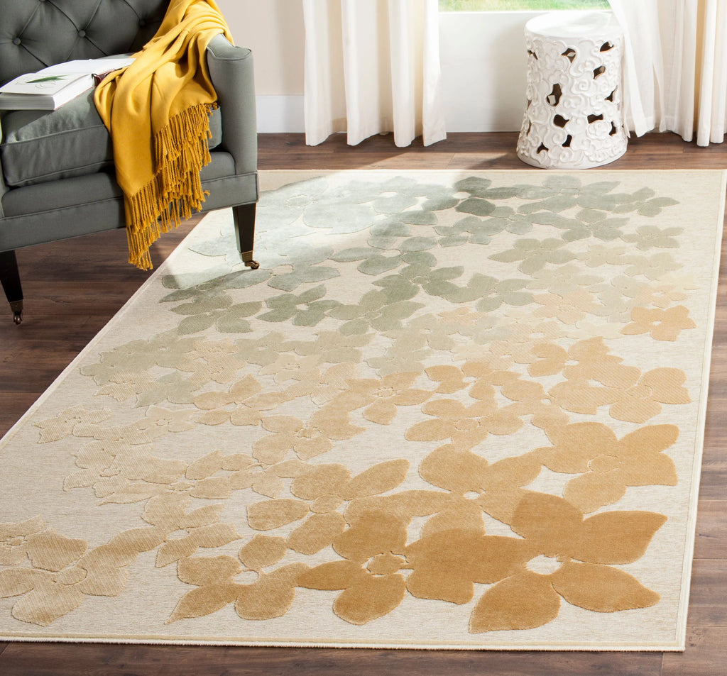 5'3" x 7'6" Floral Area Rug R3970