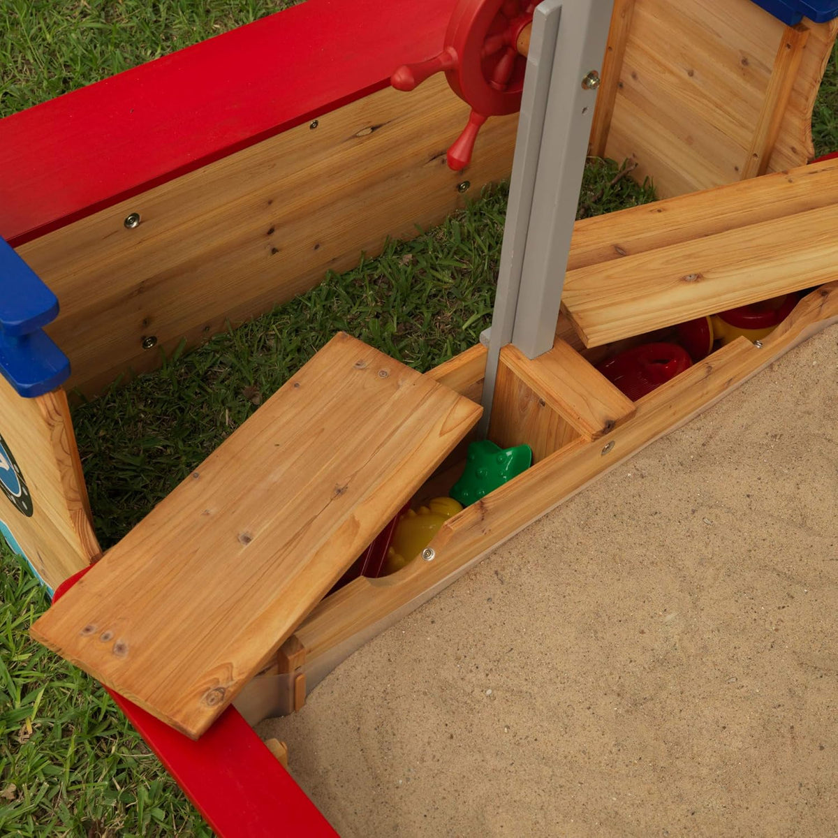 Wooden Pirate Sandbox with Canopy H97505