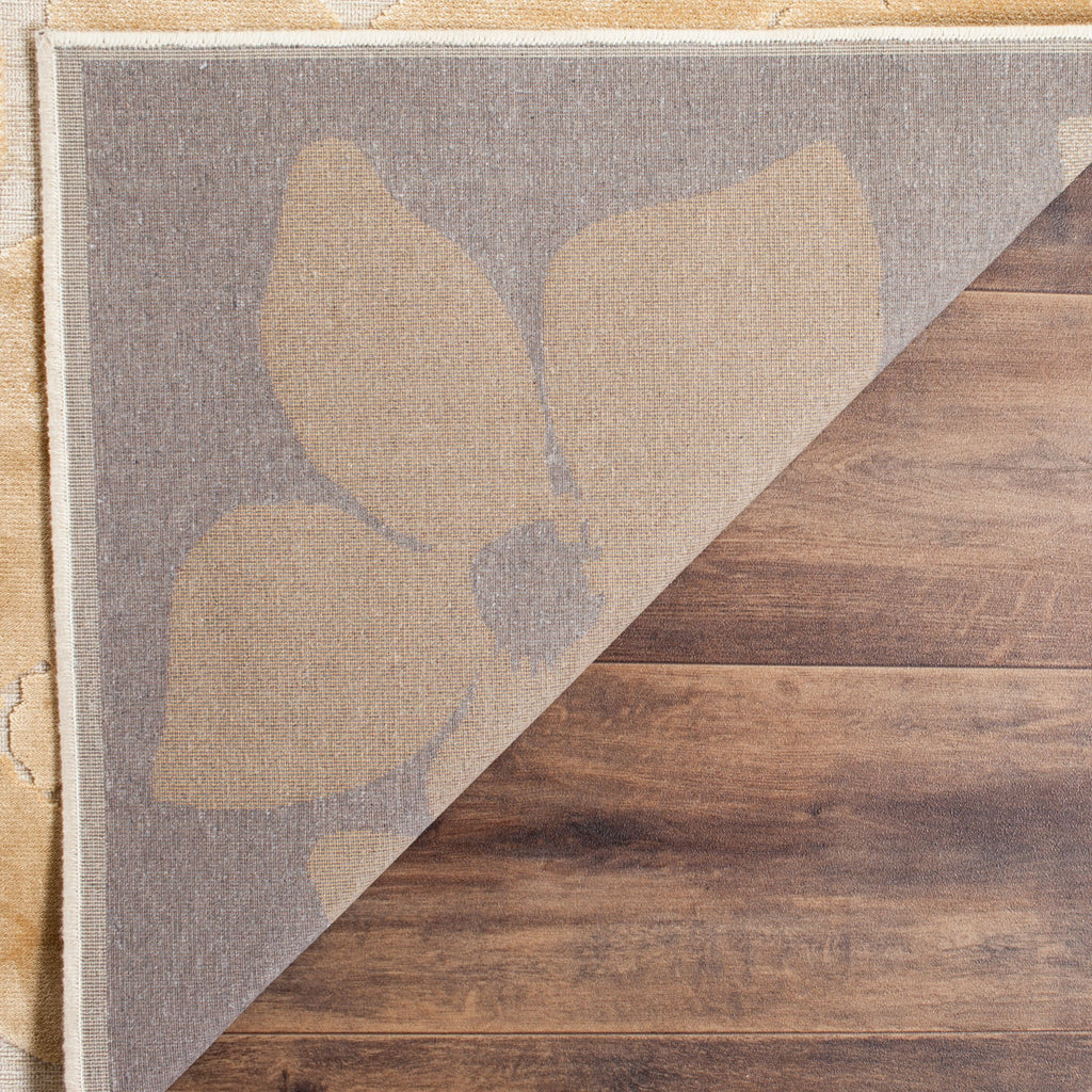 5'3" x 7'6" Floral Area Rug R3970