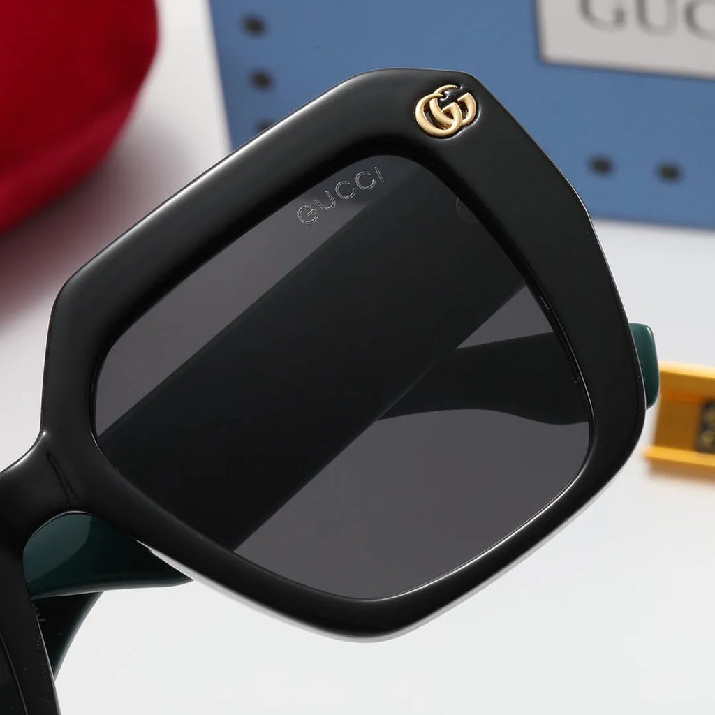 Fashion Striped Frame Sunglasses T474877