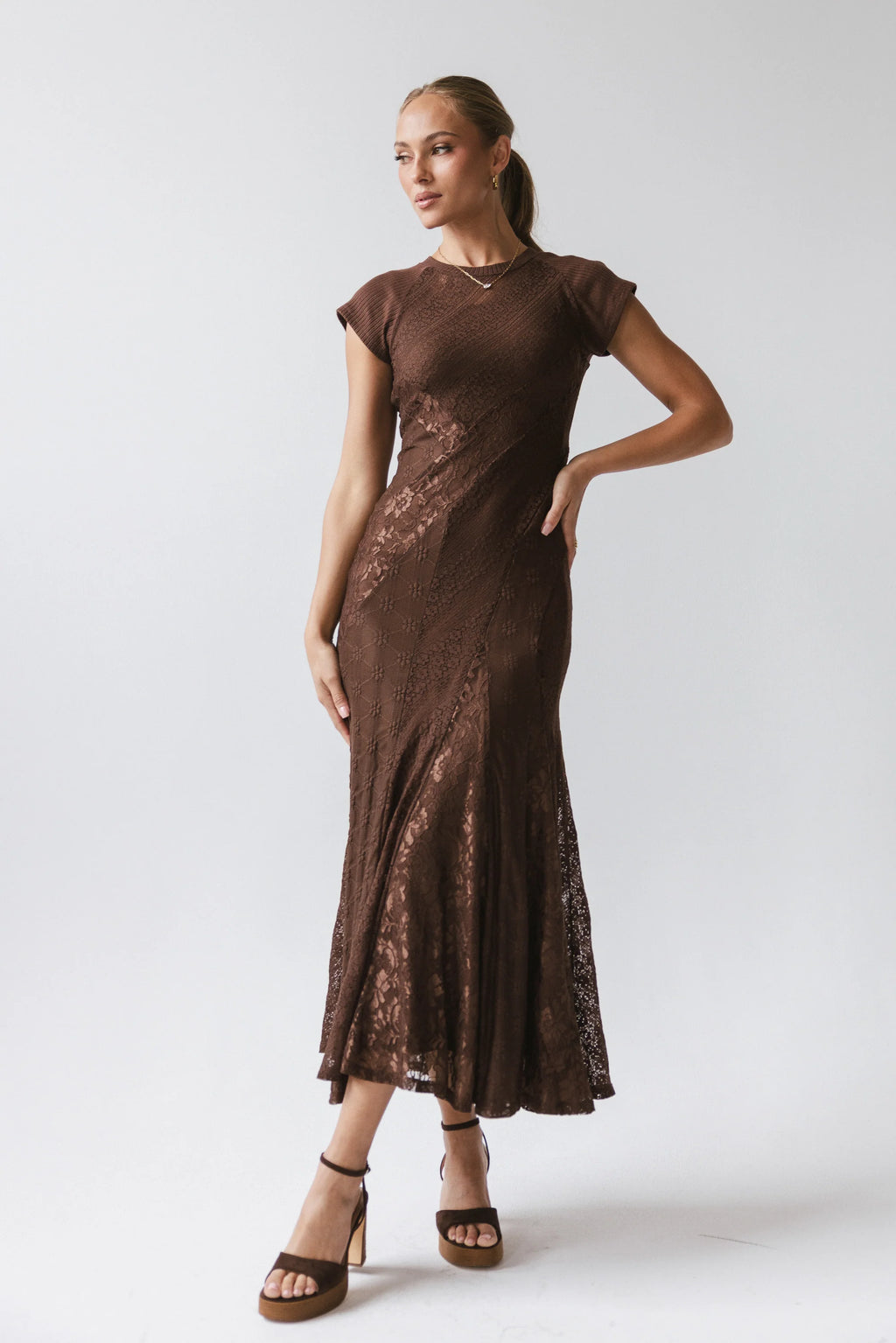 Brown Lace Maxi Dress E90621
