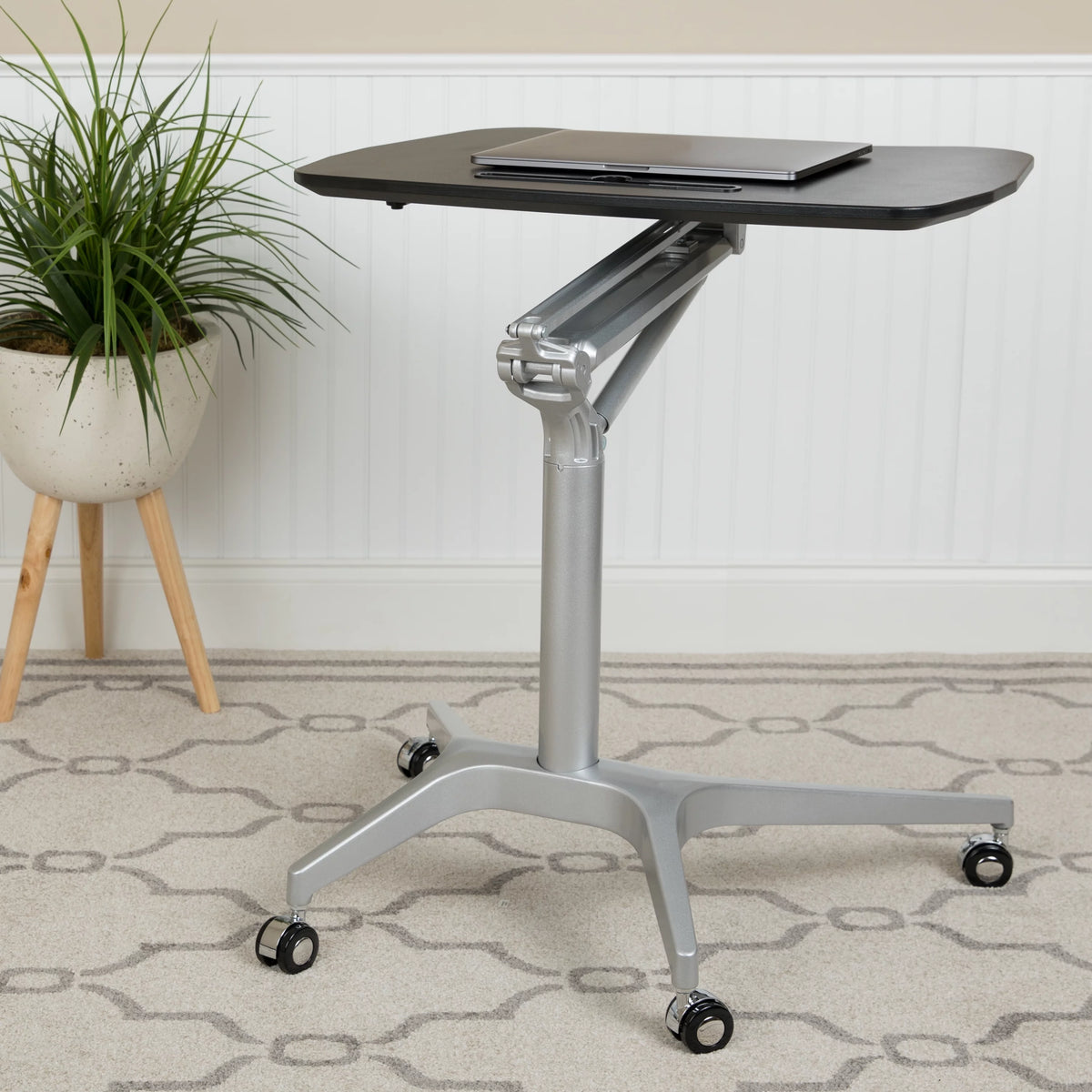 Black Ergonomic Standing Desk Q107