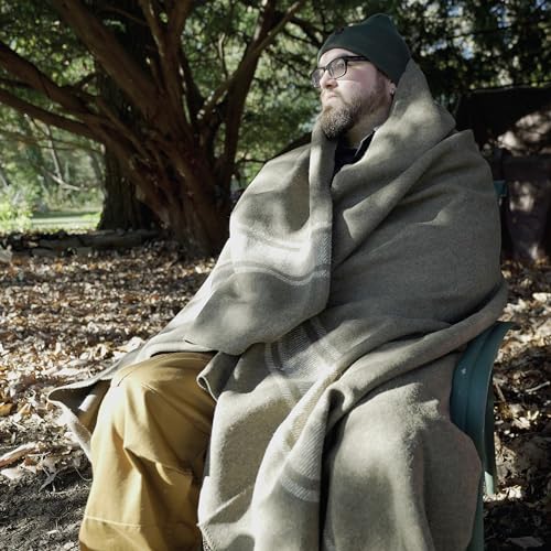 European Surplus Style Wool Blanket G489659