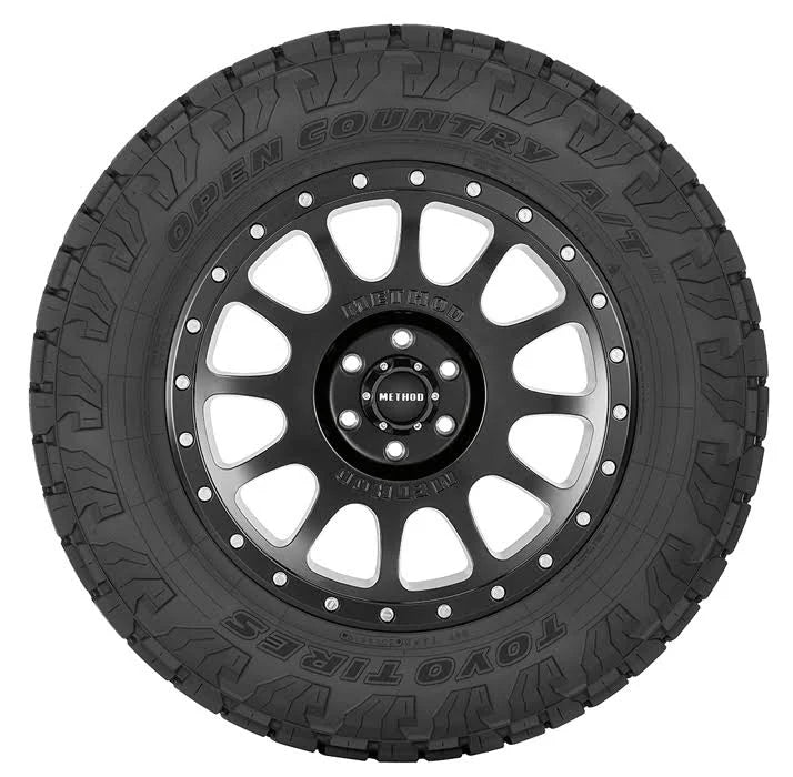LT255/80R17 Open Country A/T III Tire B877