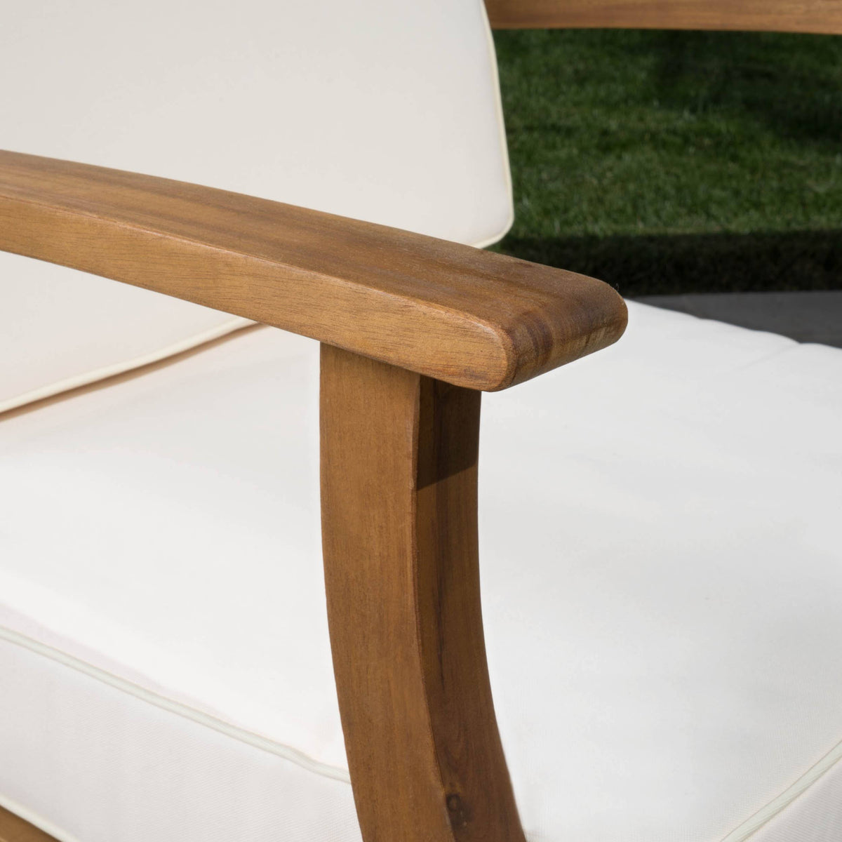 Outdoor Teak Finished Acacia Wood Club Chairs Q19591