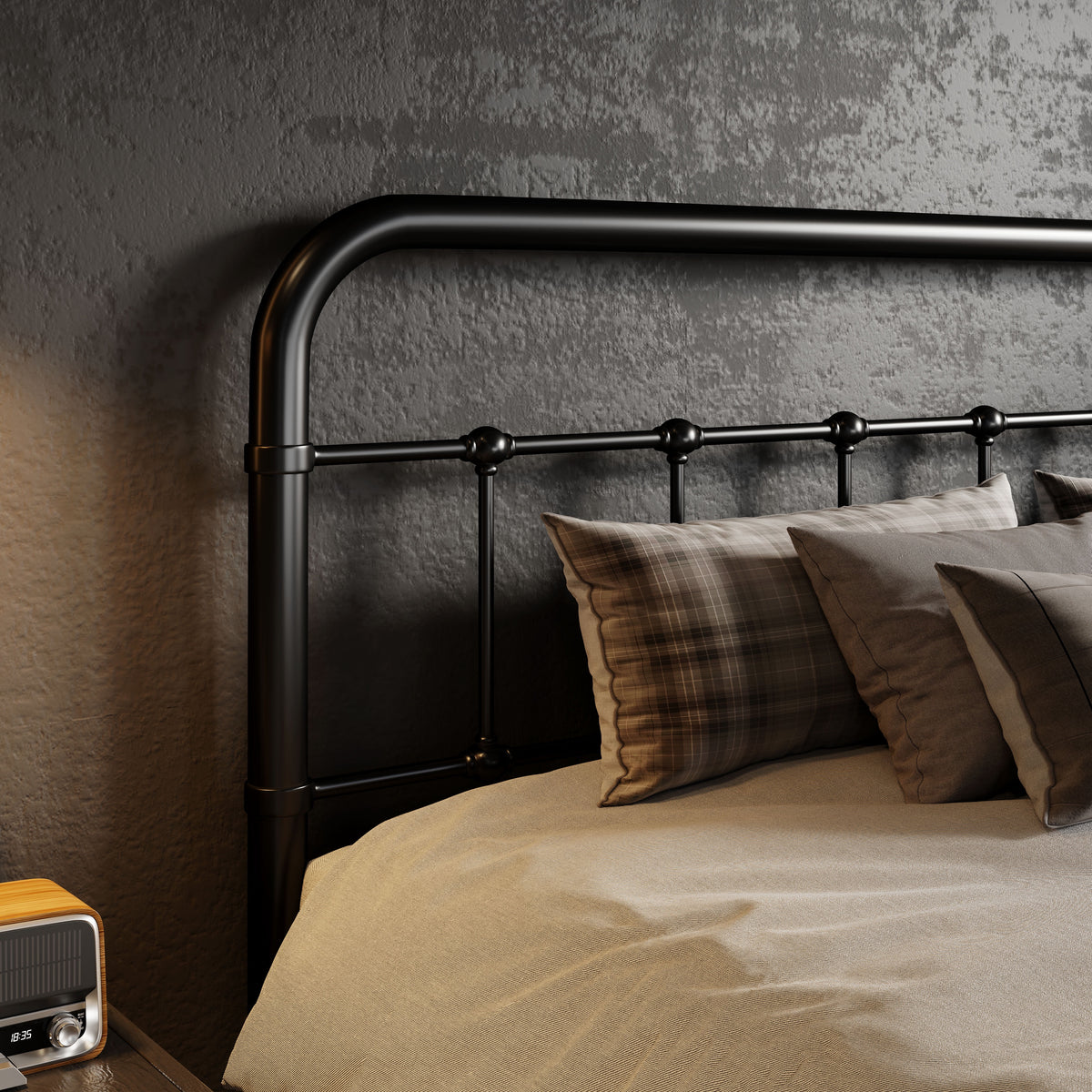 Queen Size Black Metal Platform Bed Frame with Headboard Y932803