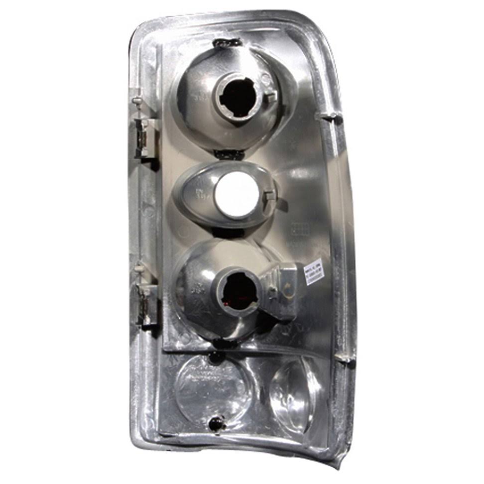 Chrome Tail Light Assembly G826845